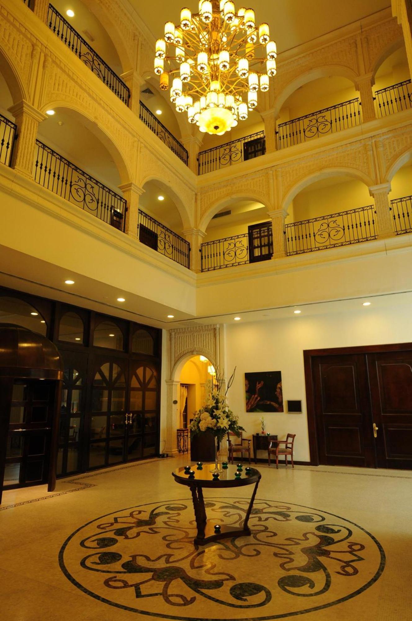 The Convention Center & Royal Suites Hotel Kuwait City Exterior photo